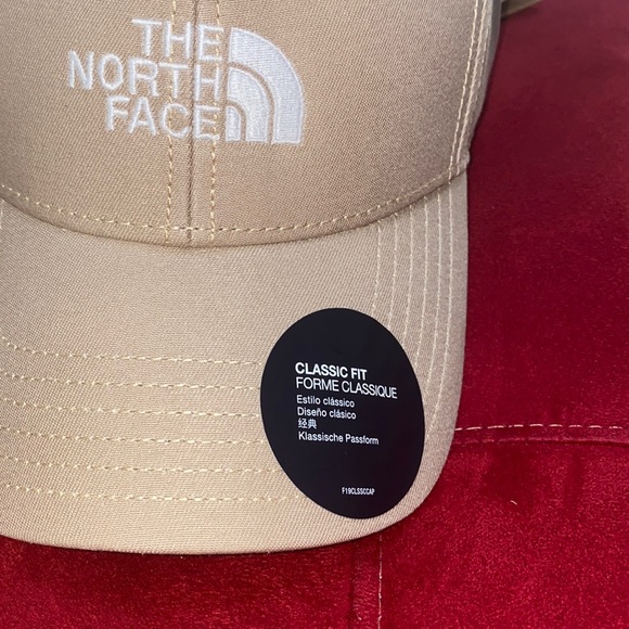Mens TNF CLASSIC FIT Cap - Picture 2 of 6